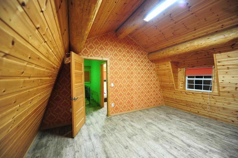 Boryeong Rich Valley Log Village Pension Room photo